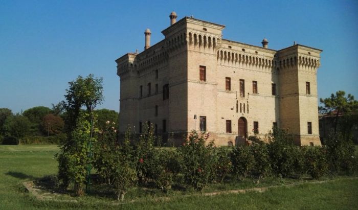 Estate a Palazzo Grossi: La citt sognata, poesia in cartolina.